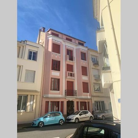 Vichy Cocoon Appartements Екстер'єр фото
